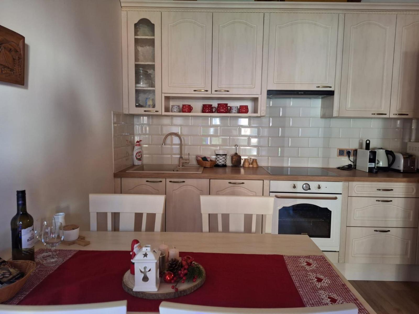 Apartman Jezerne Velké Karlovice Kültér fotó